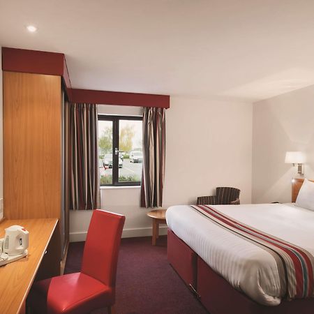 Ramada By Wyndham Cambridge Otel Fen Drayton Dış mekan fotoğraf