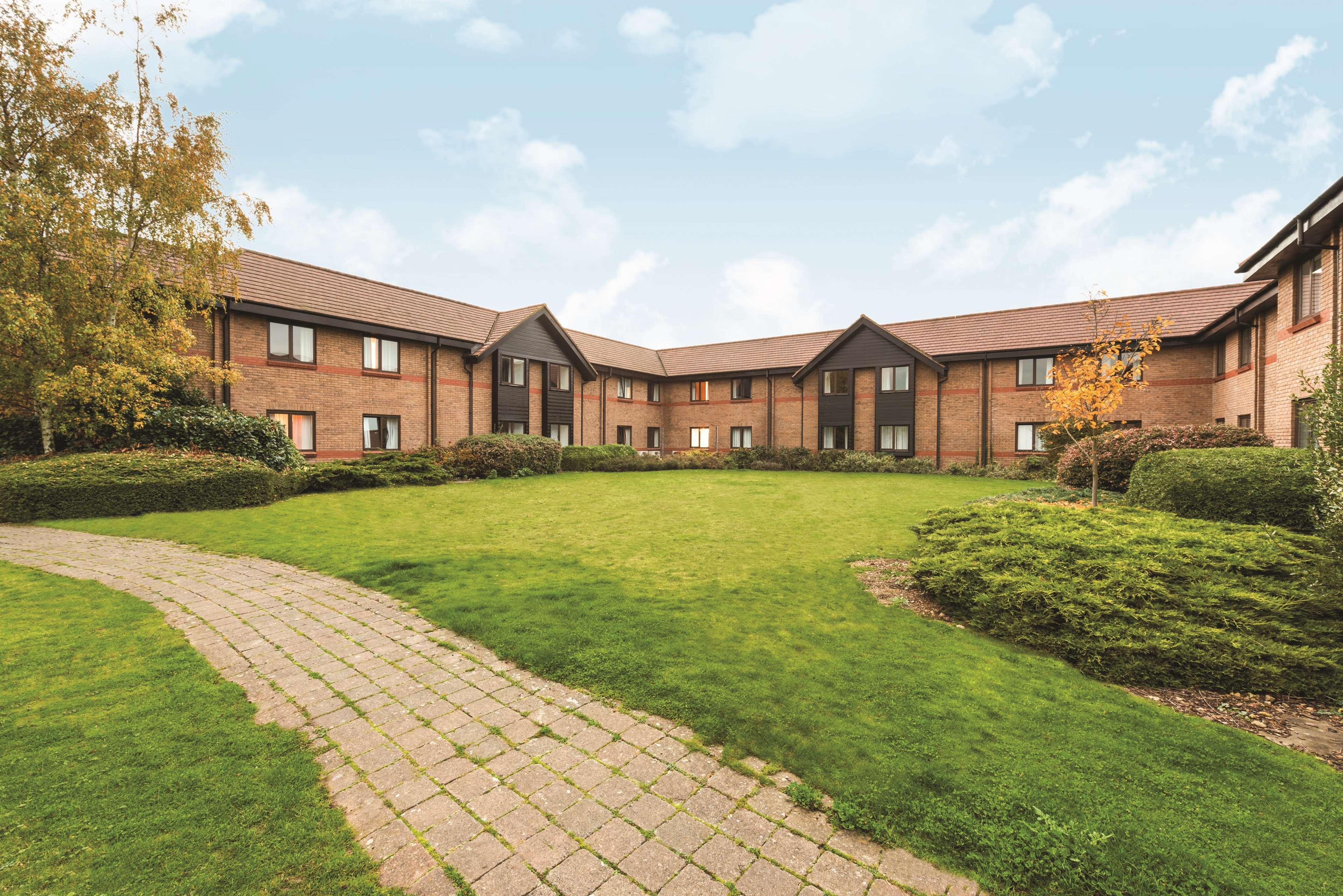 Ramada By Wyndham Cambridge Otel Fen Drayton Dış mekan fotoğraf
