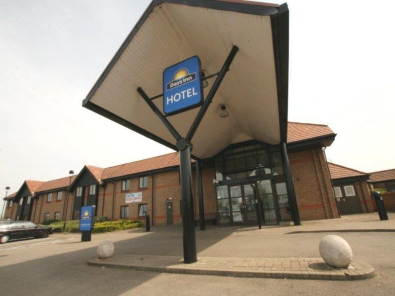 Ramada By Wyndham Cambridge Otel Fen Drayton Dış mekan fotoğraf